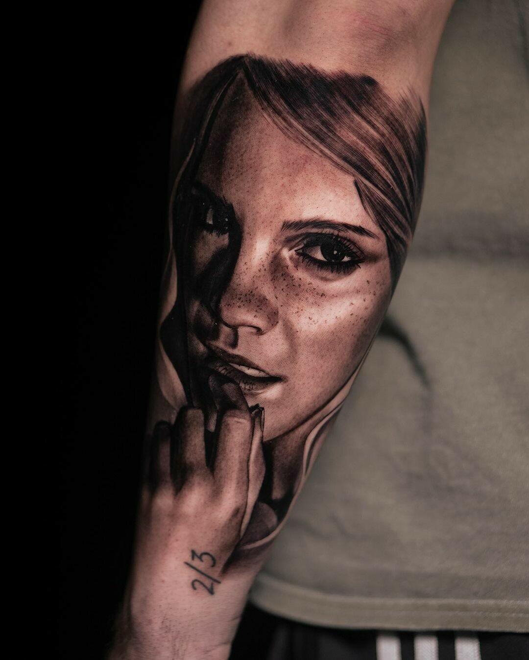 Inksearch tattoo Horyzont