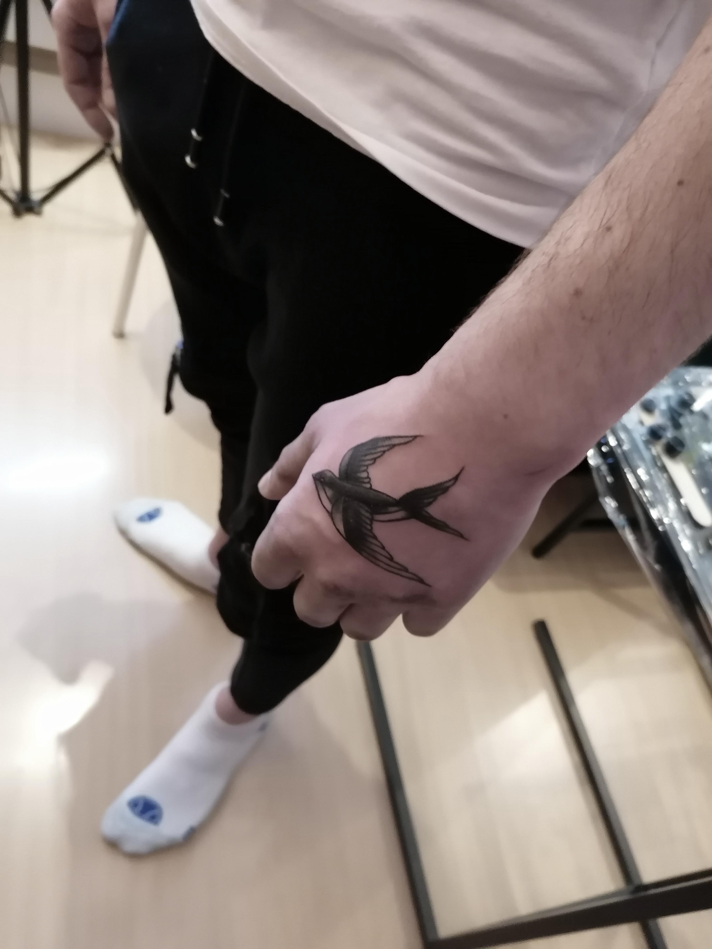 Inksearch tattoo Titanium Tattoo & Barber