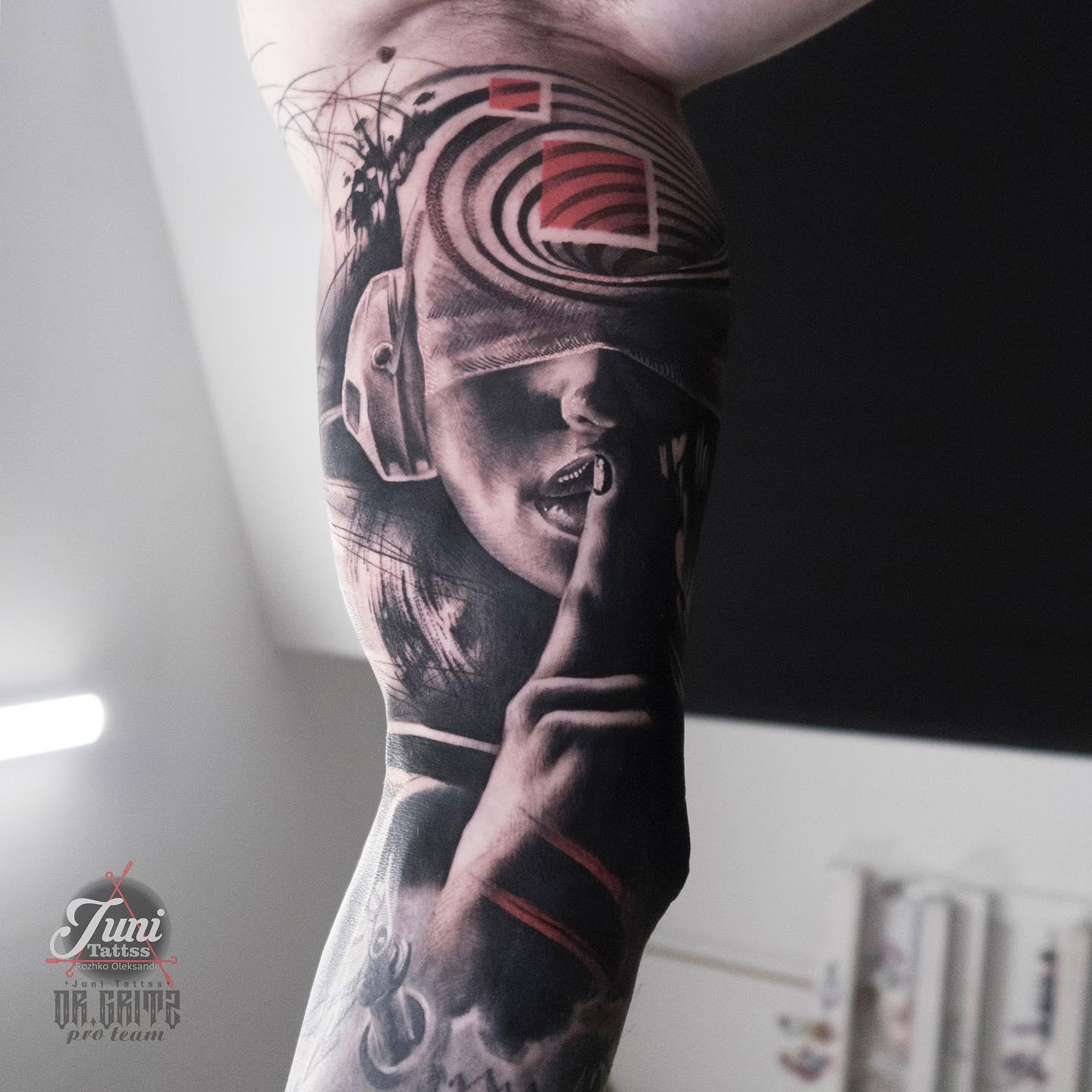 Inksearch tattoo Oleksandr - Juni Tattss