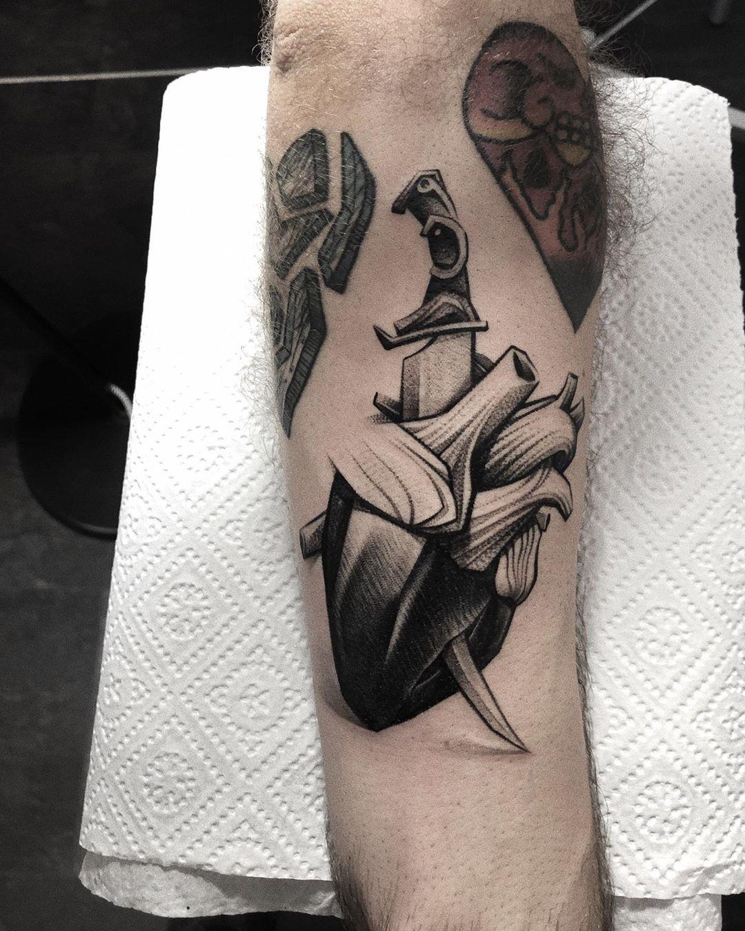 Inksearch tattoo Patryk Chybowski (Boski Tattoo)