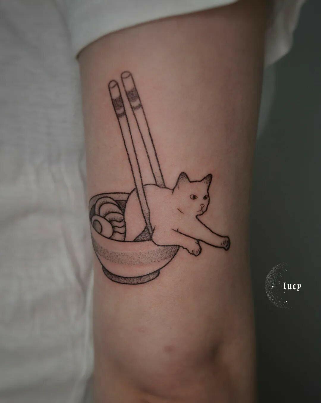 Inksearch tattoo Lucy_handpoke