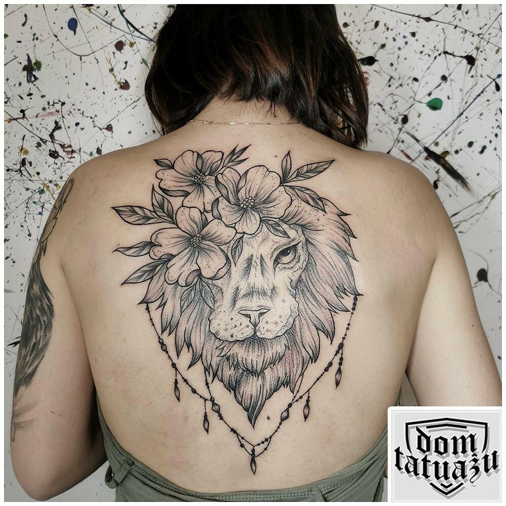 Inksearch tattoo Dom tatuażu