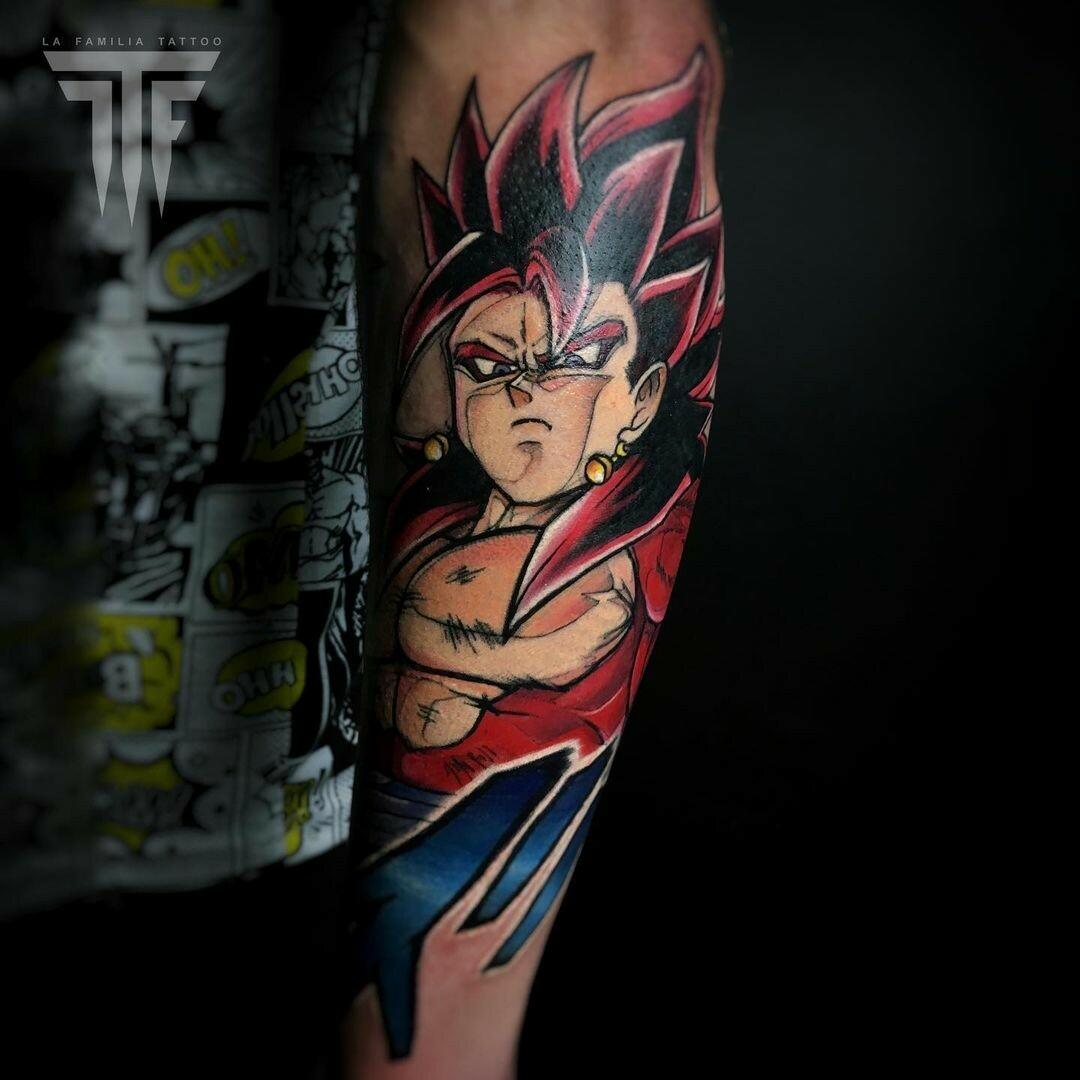Inksearch tattoo La Familia Tattoo Shop