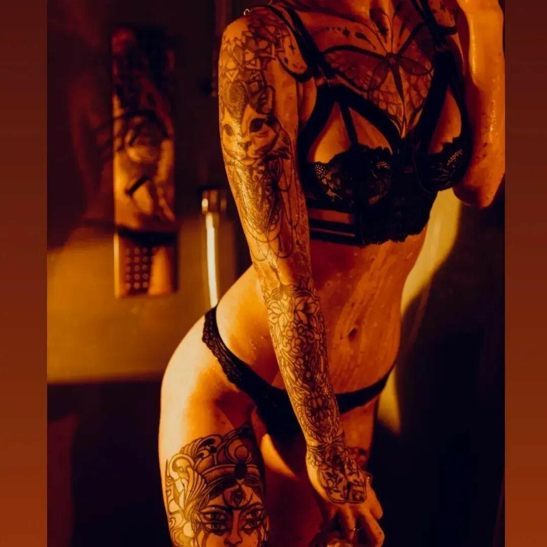 Inksearch tattoo Marta Hołderna - Hola Holson