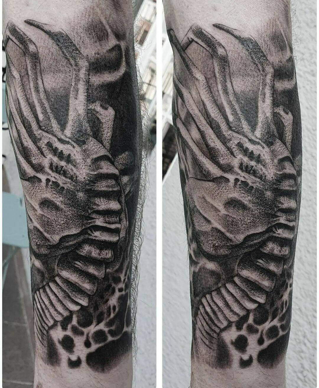 Inksearch tattoo Symbolic studio tatuażu