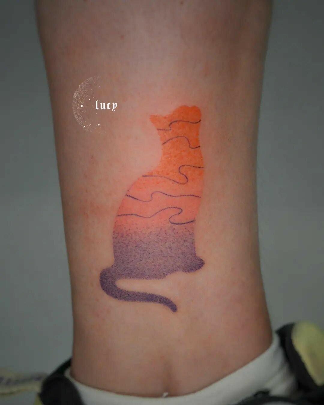 Inksearch tattoo Lucy_handpoke