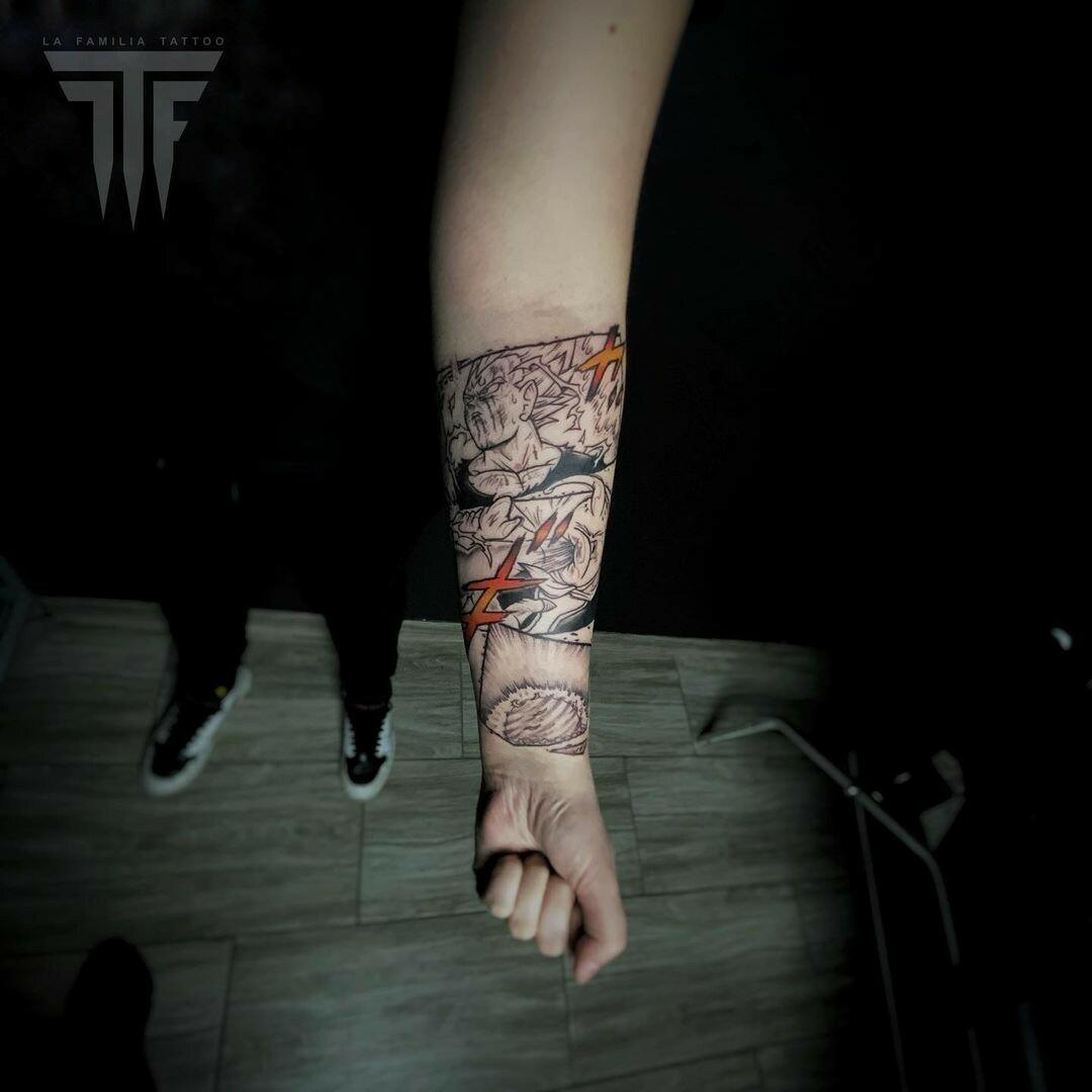 Inksearch tattoo La Familia Tattoo Shop