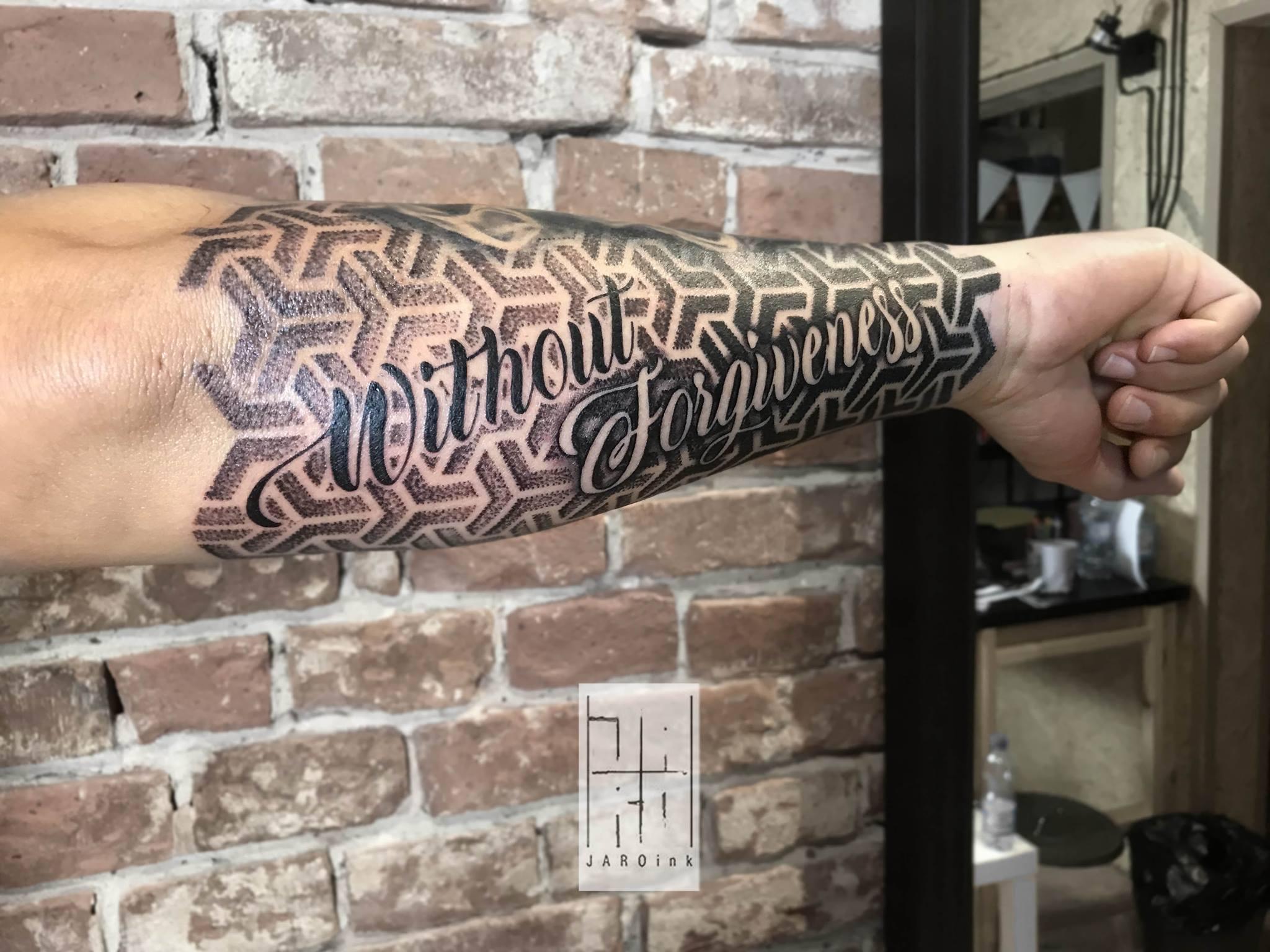 Inksearch tattoo Jarek Bielarski