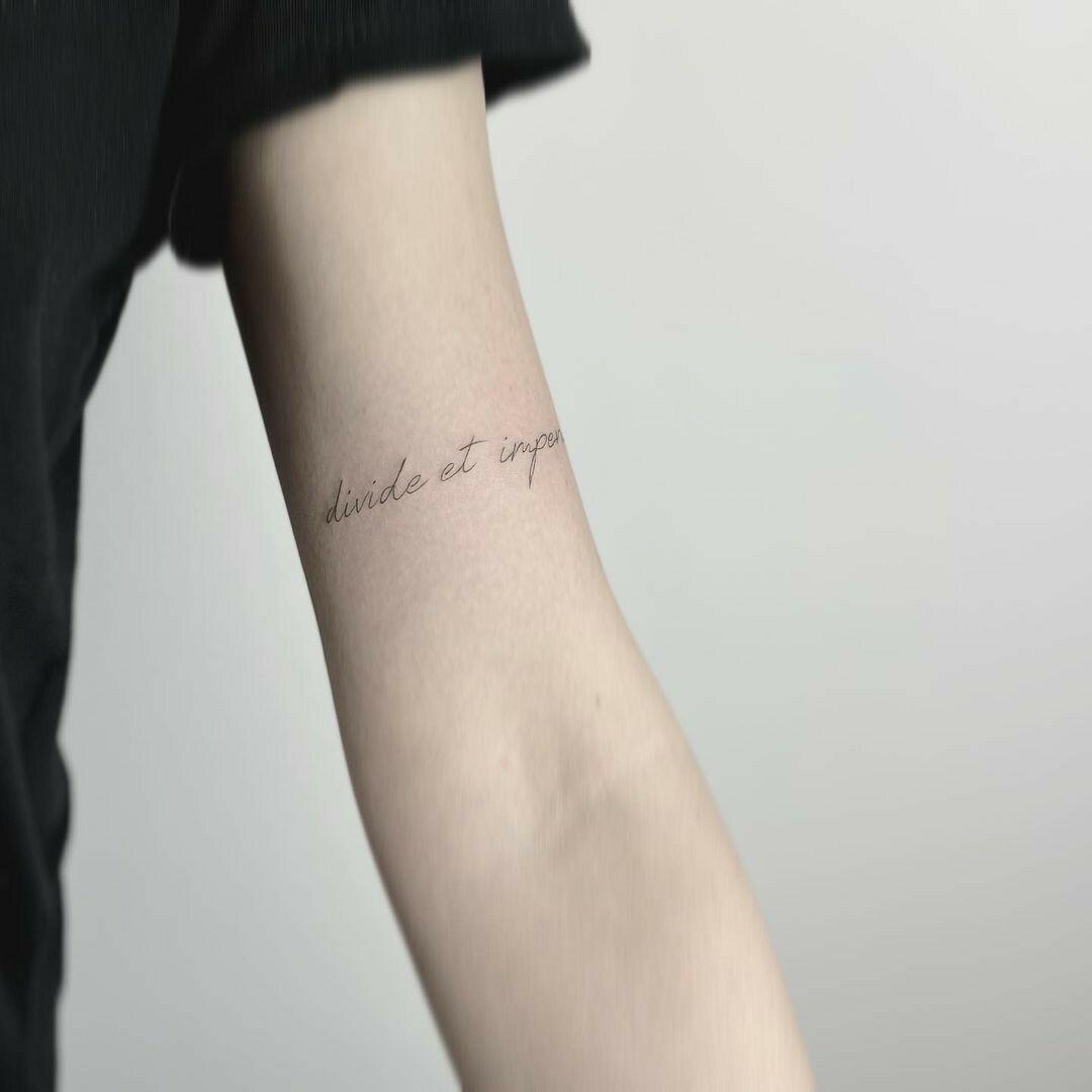 Inksearch tattoo mesandraws.tattoo