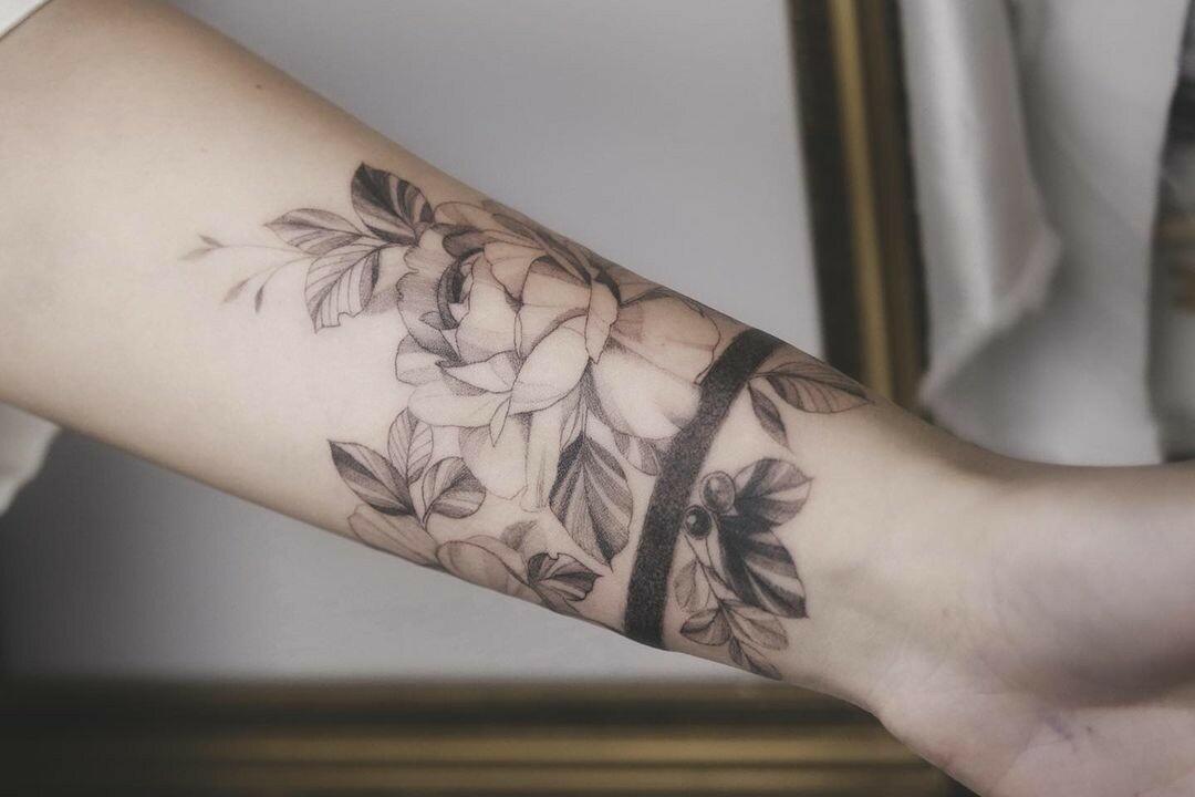 Inksearch tattoo Joasia Luna
