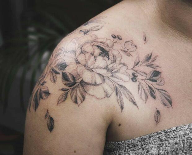Joasia Luna inksearch tattoo