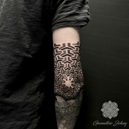 Geometric Johny inksearch tattoo