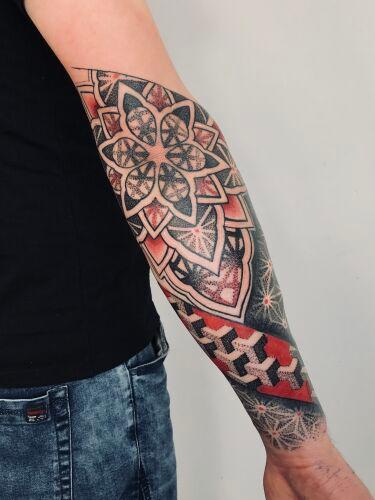 Geometric Johny inksearch tattoo