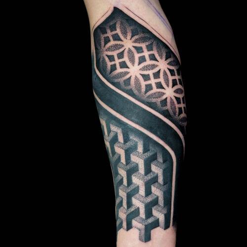 Geometric Johny inksearch tattoo