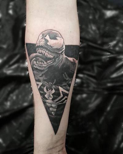 Kama Żurakowska inksearch tattoo